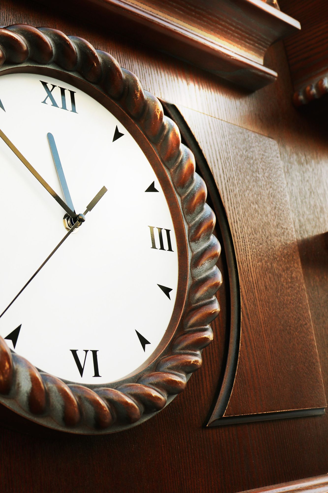 Киевница "Морская " К-21 с часами ясень мдф