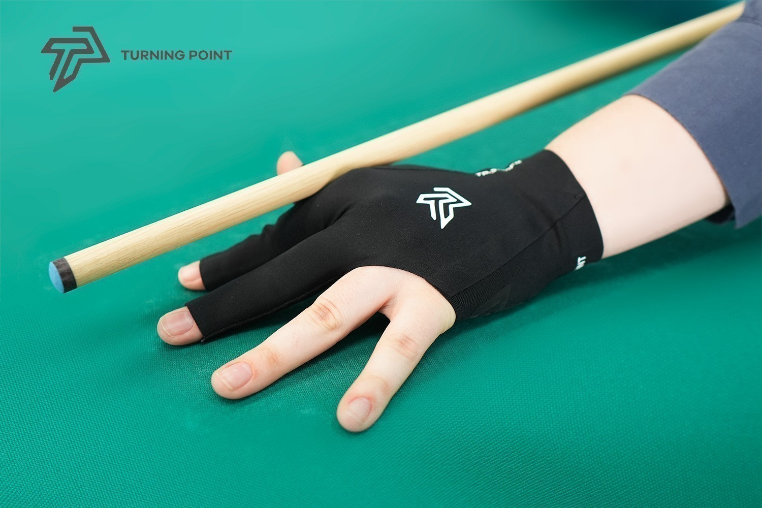Перчатка Turning Point левая, черная, размер M