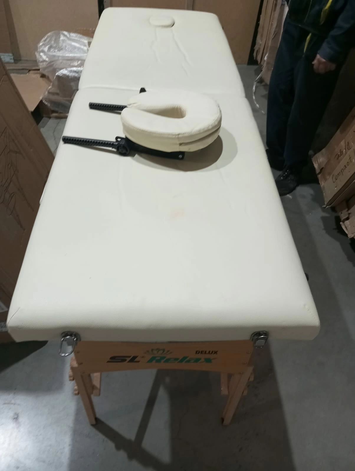 Массажный стол Delux Бежевый УЦЕНКА №113 2