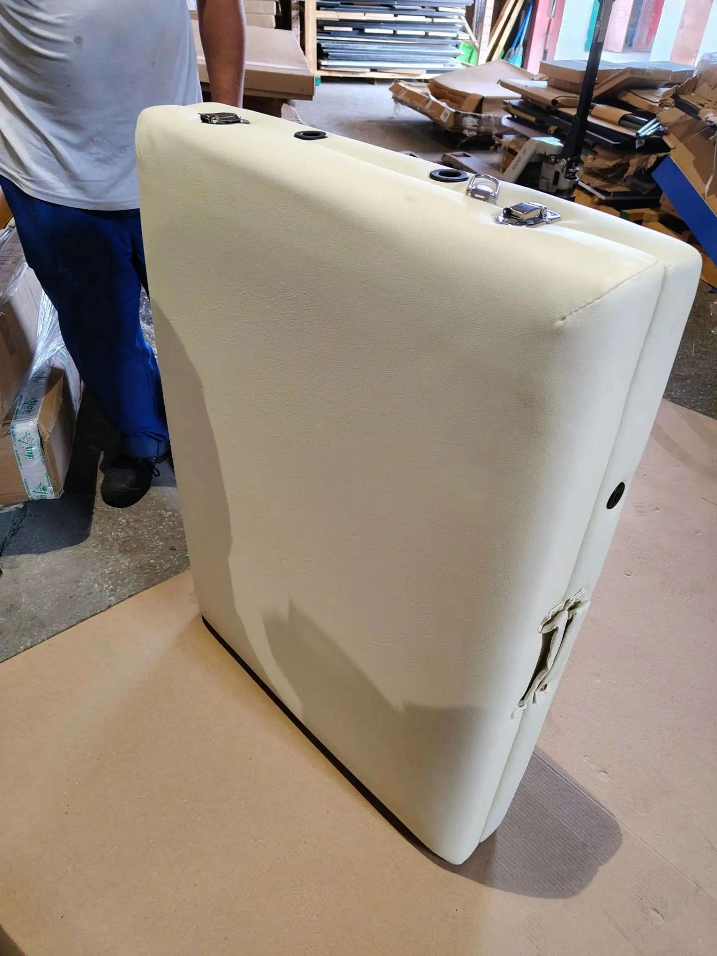 Массажный стол Aluminium (beige) Бежевый УЦЕНКА №182