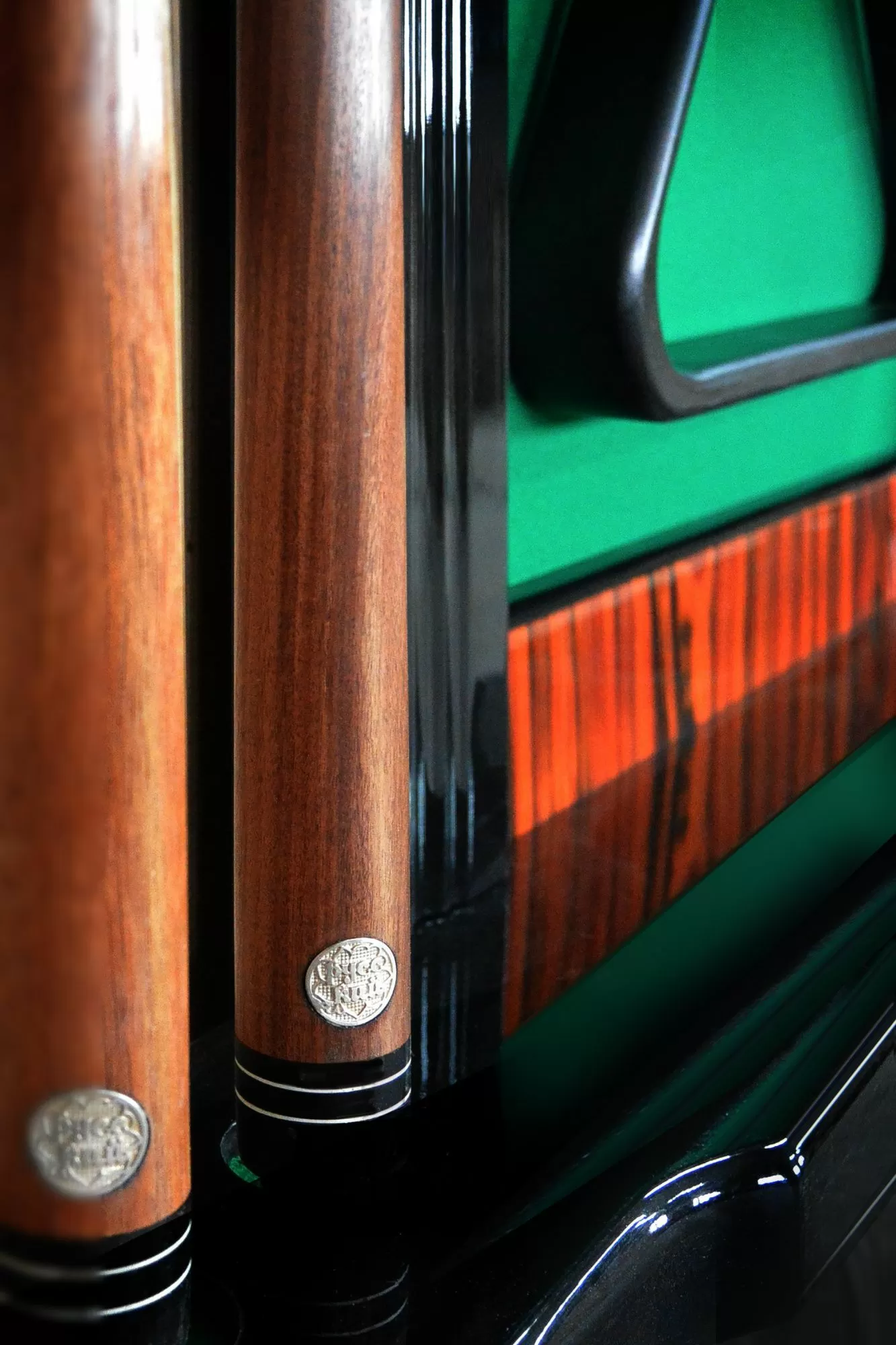 Киевница К-19 "Экзотик" ясень(палисандр красный) 4