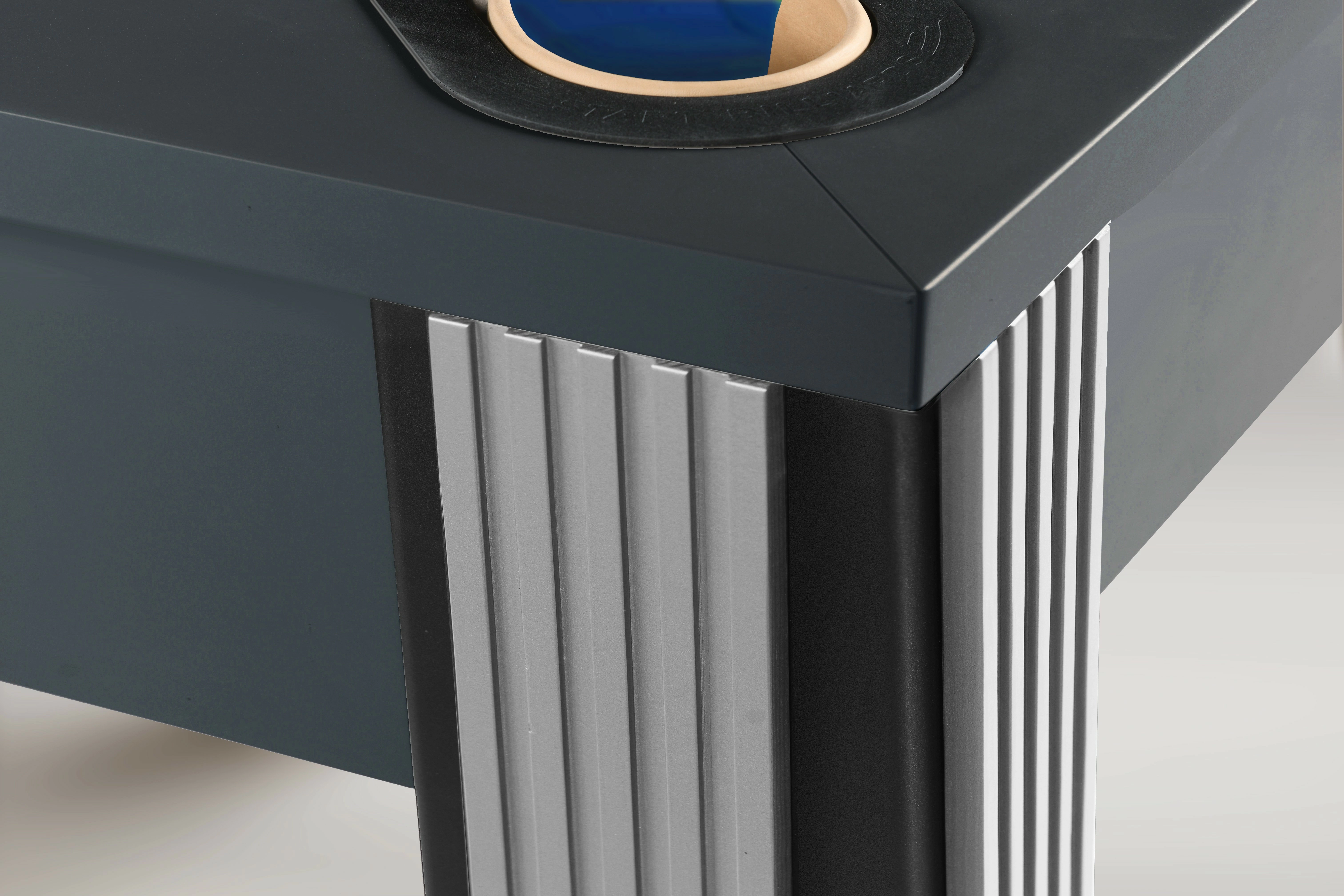 Бильярдный стол Reason — Современная серия 15