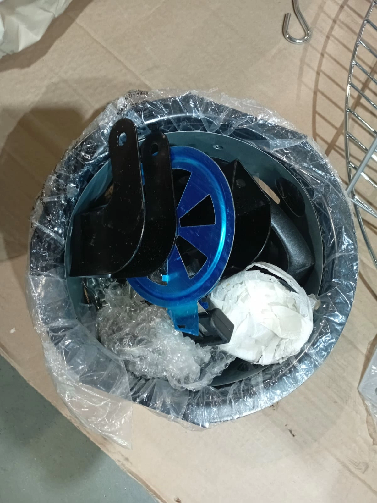 Круглый угольный гриль 22 дюйма (57 см) BISON УЦЕНКА №110 2